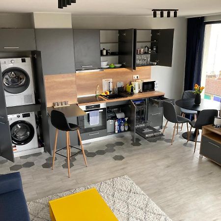 Apartment Opalchenska / Pirotska София Экстерьер фото