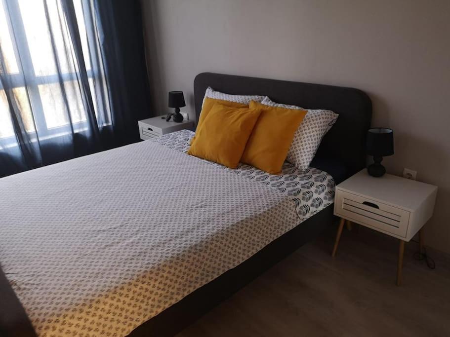 Apartment Opalchenska / Pirotska София Экстерьер фото